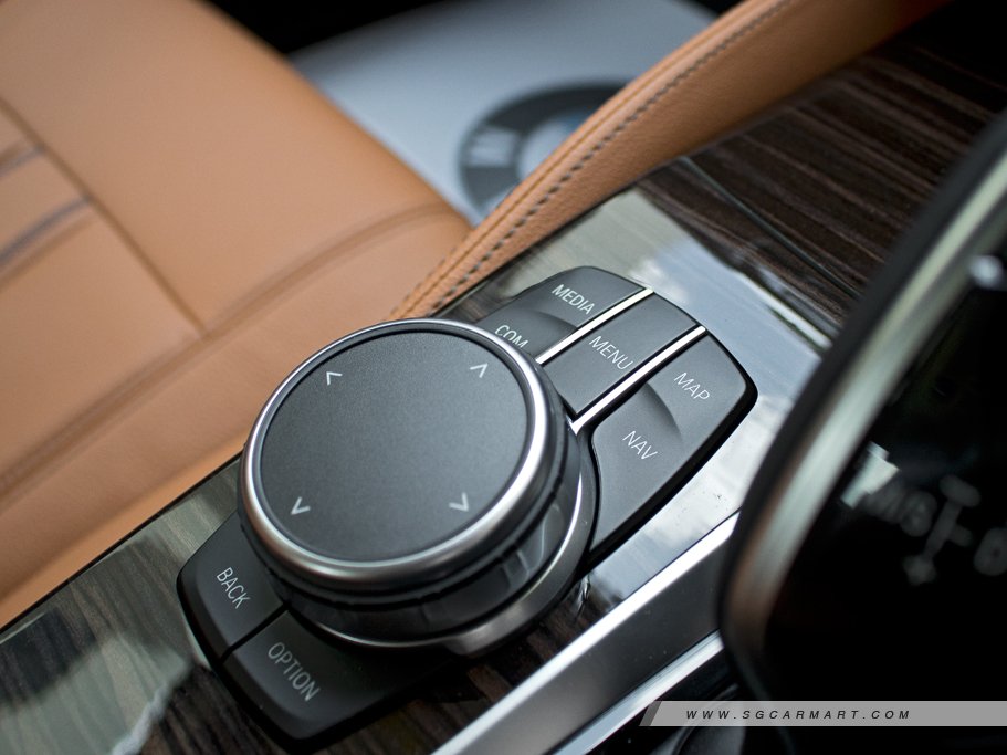 https://i.i-sgcm.com/new_cars/cars/12755/12755_g57