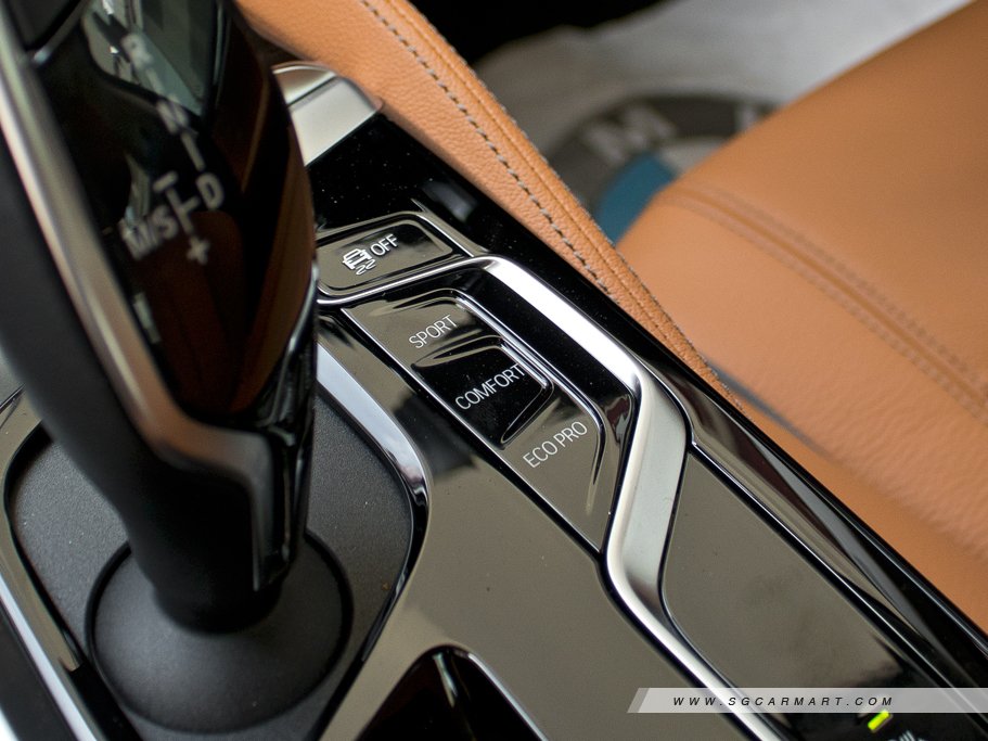 https://i.i-sgcm.com/new_cars/cars/12755/12755_g58