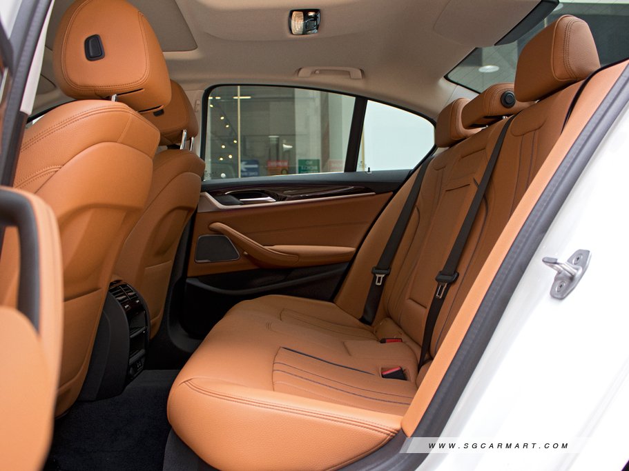 https://i.i-sgcm.com/new_cars/cars/12755/12755_g67