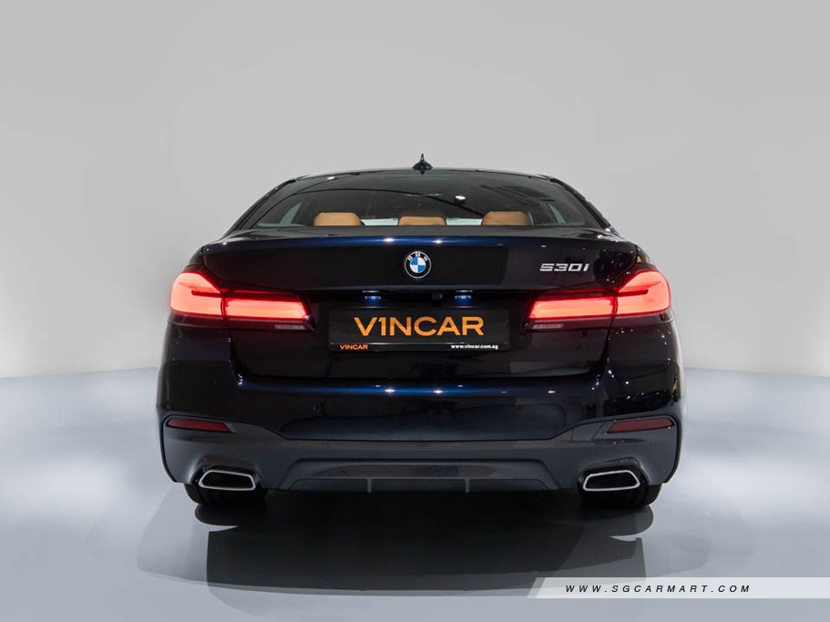 https://i.i-sgcm.com/new_cars/cars/12755/12755_g77