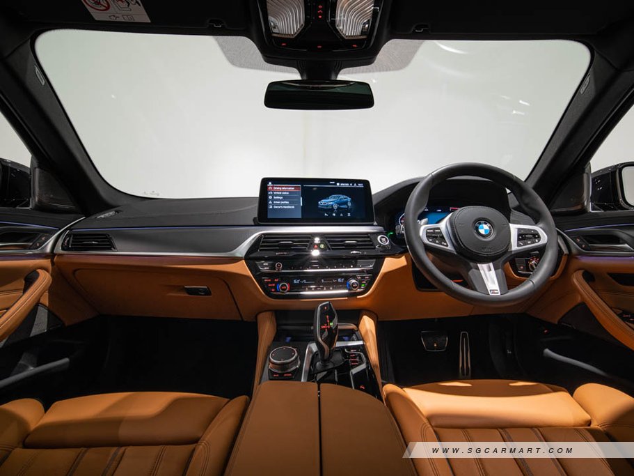 https://i.i-sgcm.com/new_cars/cars/12755/12755_g81