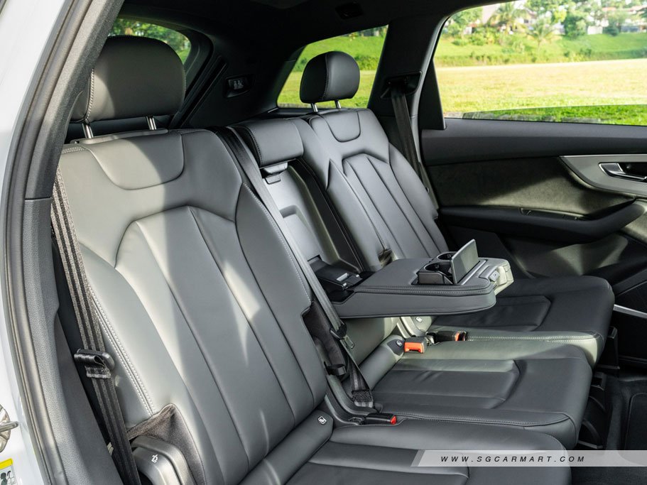 https://i.i-sgcm.com/new_cars/cars/12756/12756_g13