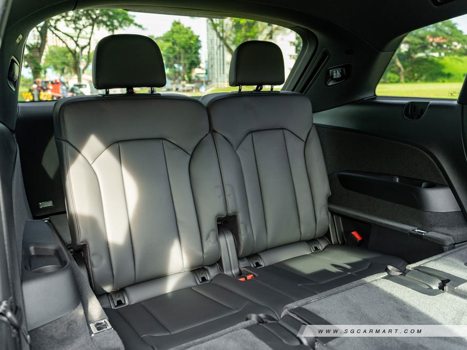 https://i.i-sgcm.com/new_cars/cars/12756/12756_g14