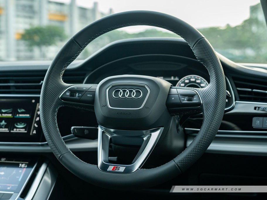 https://i.i-sgcm.com/new_cars/cars/12756/12756_g16