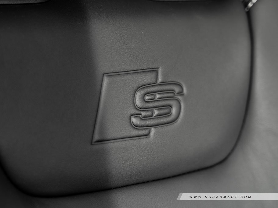 https://i.i-sgcm.com/new_cars/cars/12756/12756_g20