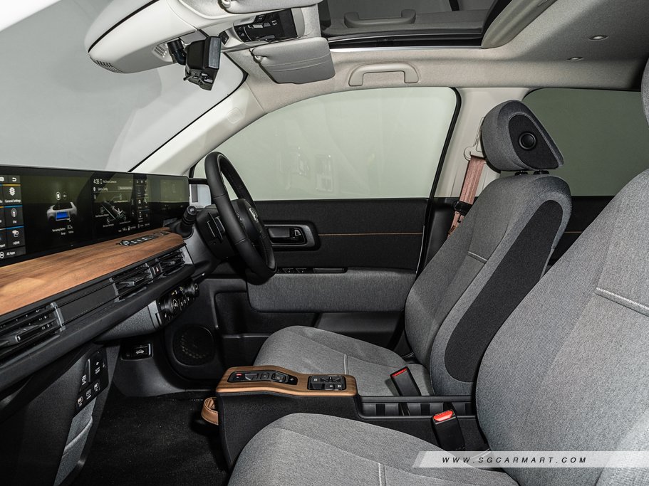 https://i.i-sgcm.com/new_cars/cars/12762/12762_g19