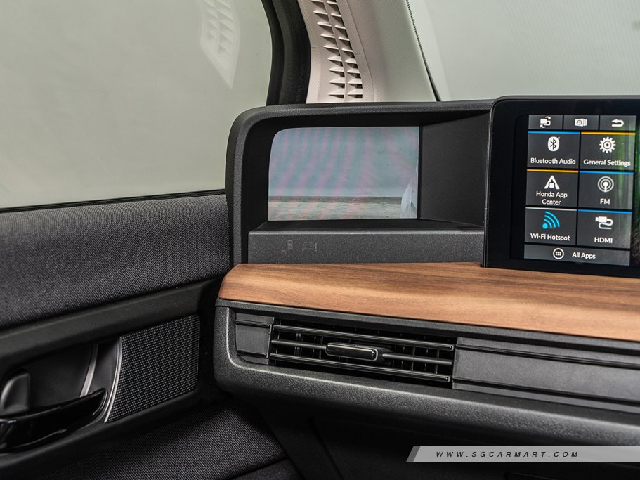 https://i.i-sgcm.com/new_cars/cars/12762/12762_g44