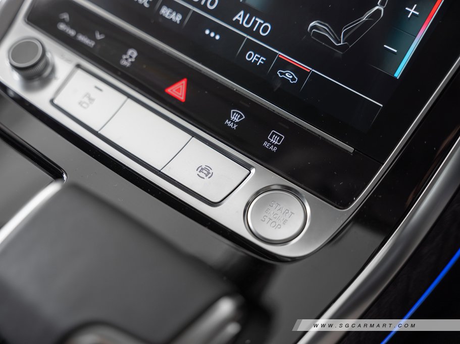 https://i.i-sgcm.com/new_cars/cars/12763/12763_g54