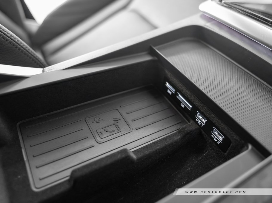 https://i.i-sgcm.com/new_cars/cars/12763/12763_g56