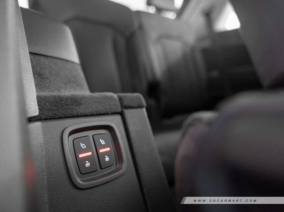 https://i.i-sgcm.com/new_cars/cars/12763/12763_g66