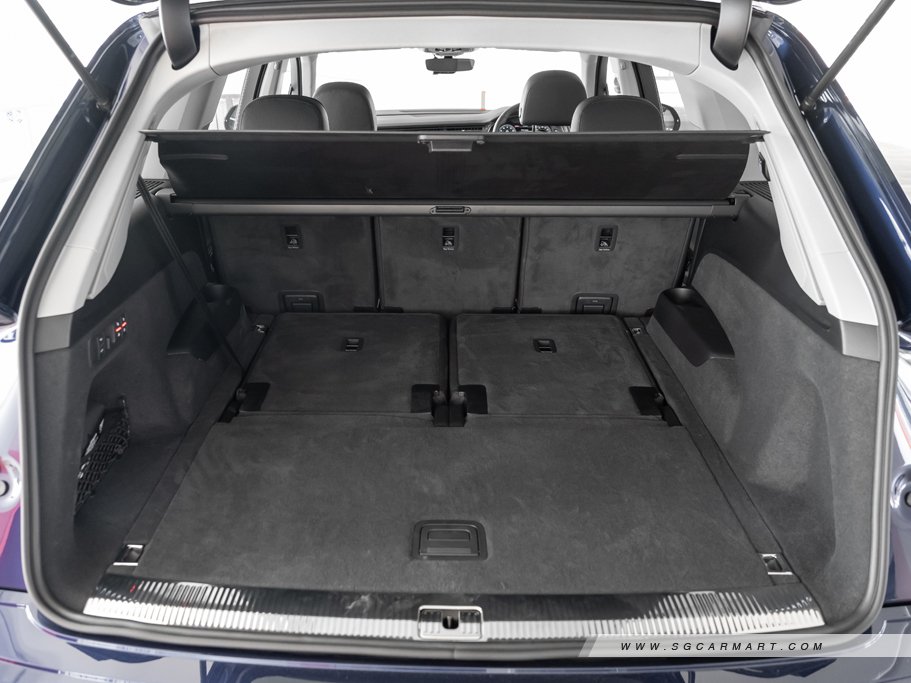 https://i.i-sgcm.com/new_cars/cars/12763/12763_g71
