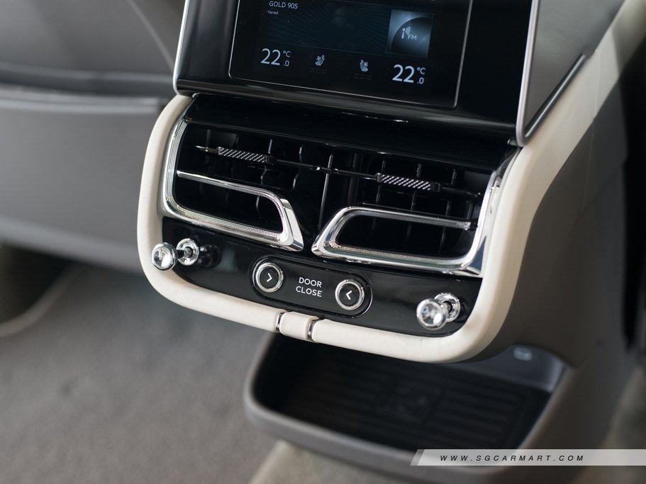 https://i.i-sgcm.com/new_cars/cars/12768/12768_g51