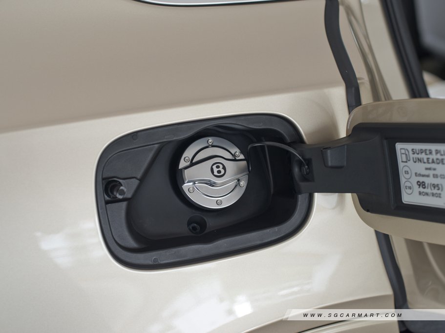 https://i.i-sgcm.com/new_cars/cars/12768/12768_g61