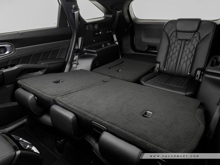 https://i.i-sgcm.com/new_cars/cars/12769/12769_g16