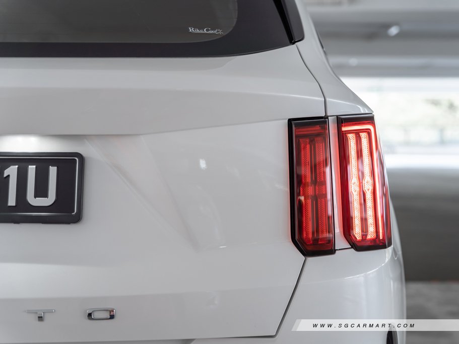 https://i.i-sgcm.com/new_cars/cars/12769/12769_g27