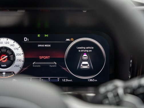 https://i.i-sgcm.com/new_cars/cars/12769/12769_g39