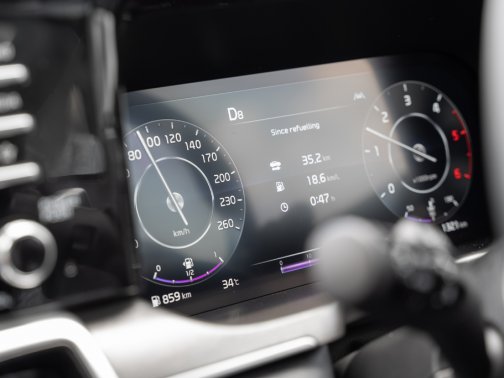 https://i.i-sgcm.com/new_cars/cars/12769/12769_g43