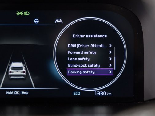 https://i.i-sgcm.com/new_cars/cars/12769/12769_g44