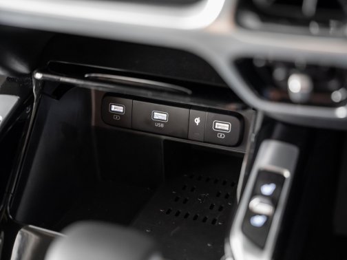 https://i.i-sgcm.com/new_cars/cars/12769/12769_g50