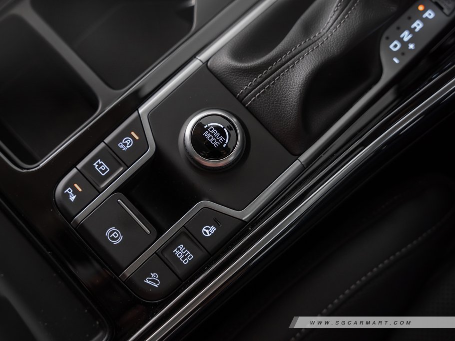 https://i.i-sgcm.com/new_cars/cars/12769/12769_g52