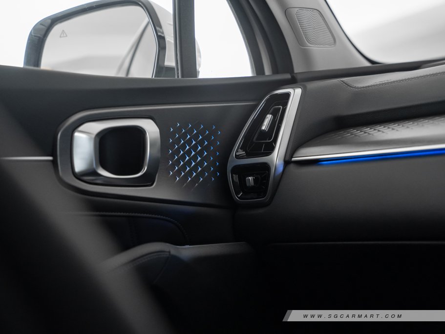 https://i.i-sgcm.com/new_cars/cars/12769/12769_g55