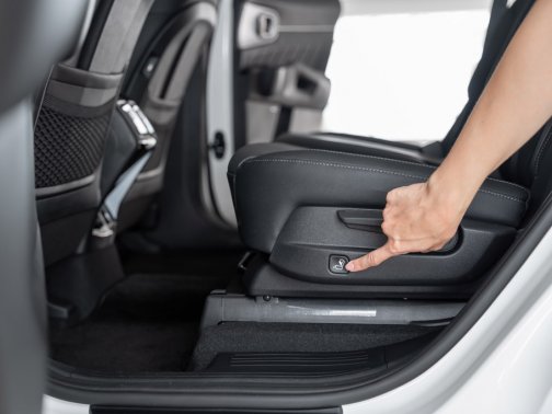 https://i.i-sgcm.com/new_cars/cars/12769/12769_g61