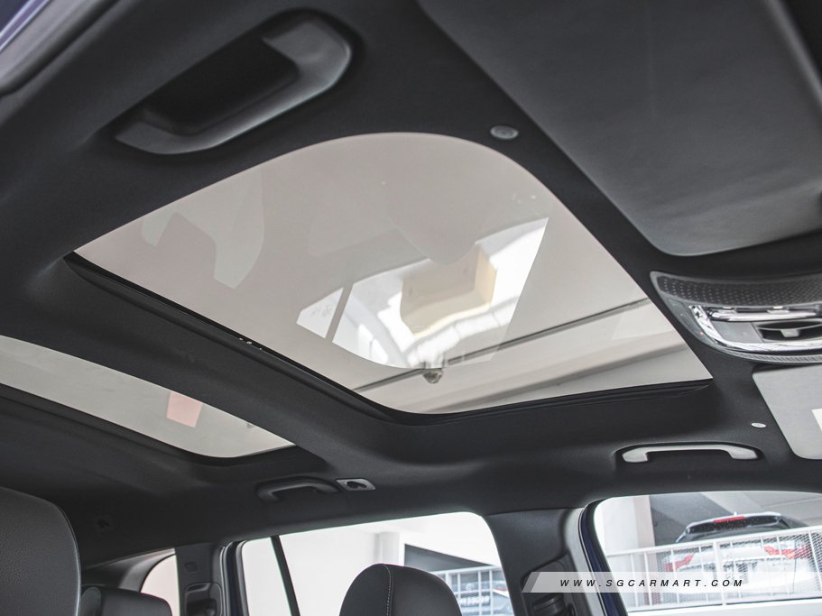 https://i.i-sgcm.com/new_cars/cars/12772/12772_g106