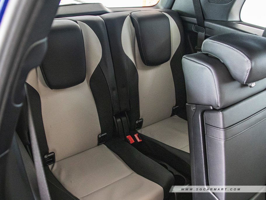 https://i.i-sgcm.com/new_cars/cars/12772/12772_g109
