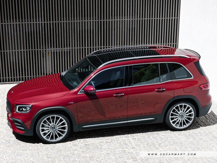 Mercedes-Benz GLB-Class 5