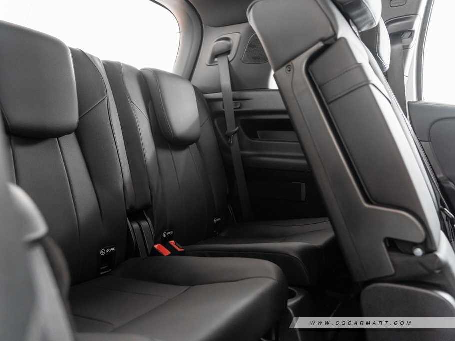 https://i.i-sgcm.com/new_cars/cars/12772/12772_g62