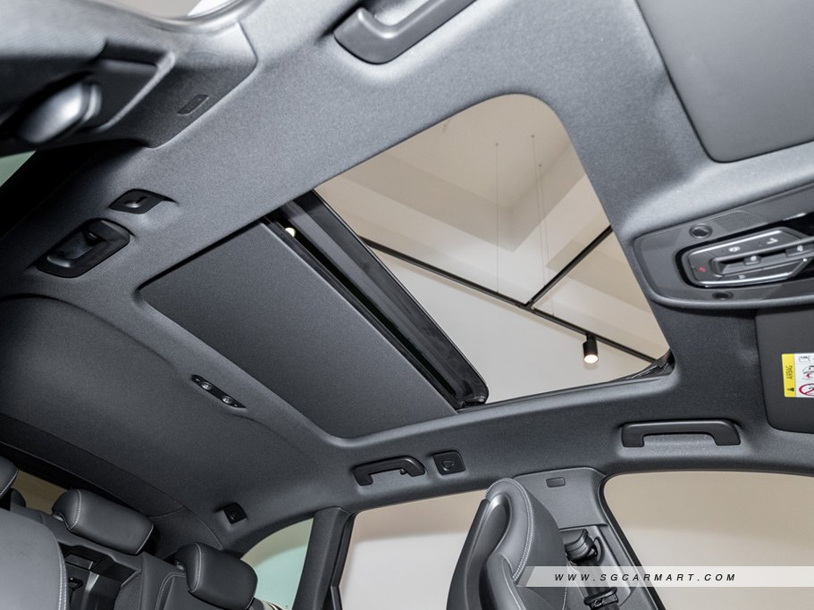 https://i.i-sgcm.com/new_cars/cars/12774/12774_g16