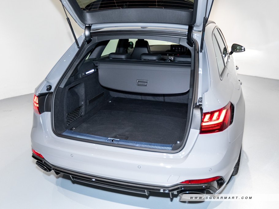 https://i.i-sgcm.com/new_cars/cars/12774/12774_g24