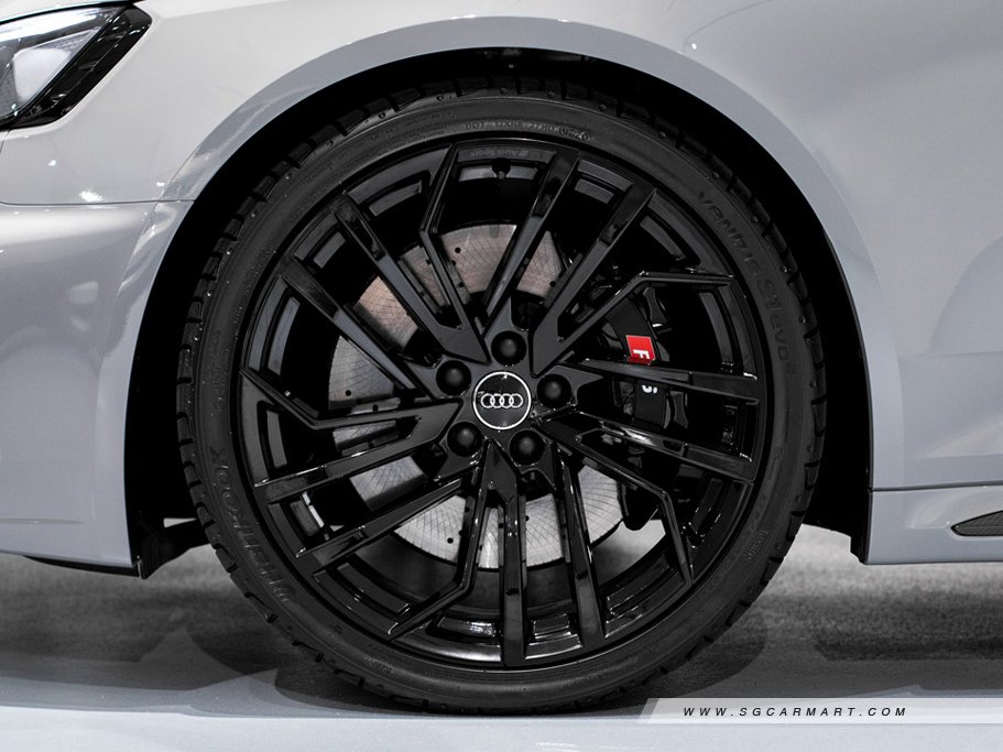 https://i.i-sgcm.com/new_cars/cars/12774/12774_g7