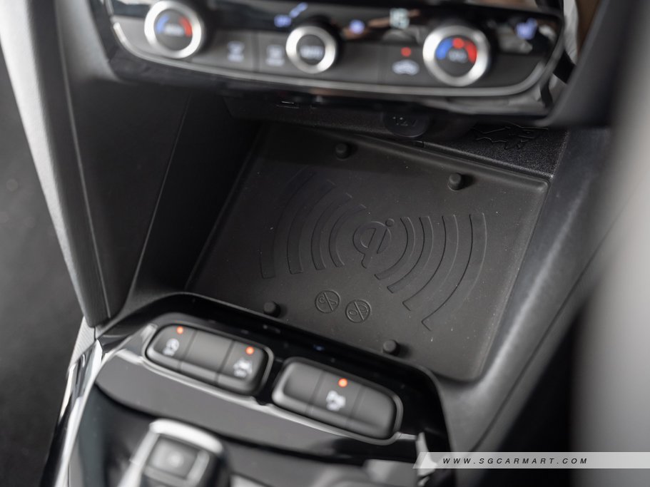 https://i.i-sgcm.com/new_cars/cars/12775/12775_g42