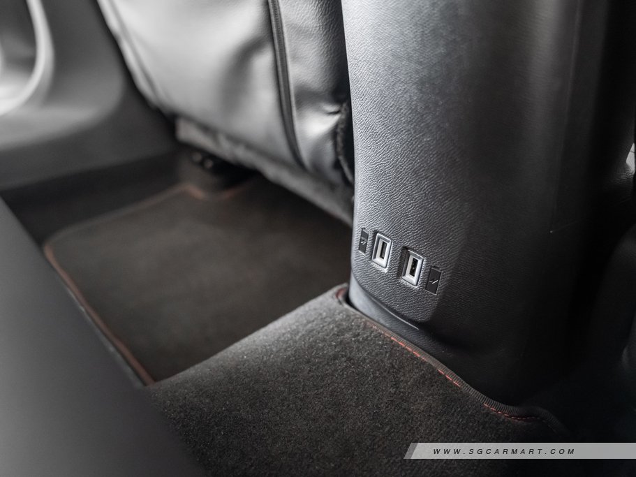 https://i.i-sgcm.com/new_cars/cars/12775/12775_g52