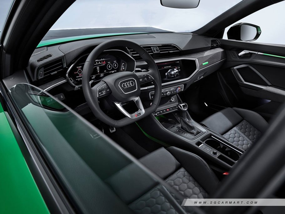 Audi RS Q3 Sportback 11