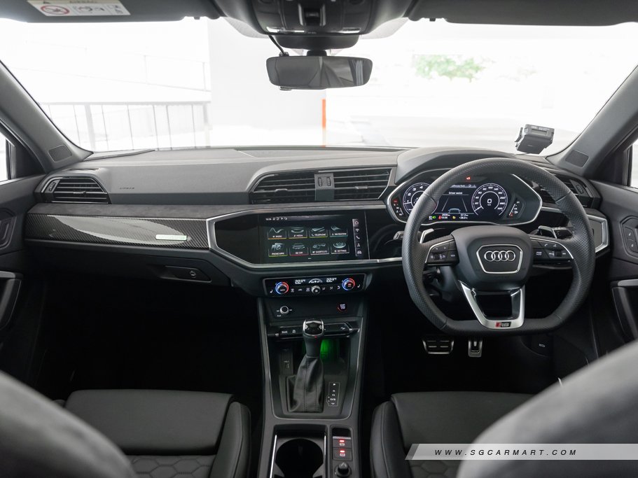 https://i.i-sgcm.com/new_cars/cars/12776/12776_g26