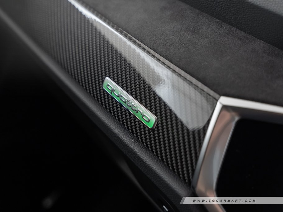 https://i.i-sgcm.com/new_cars/cars/12776/12776_g52