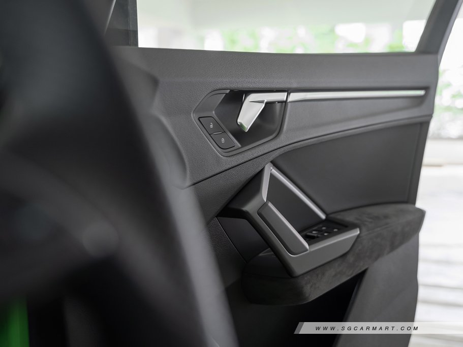https://i.i-sgcm.com/new_cars/cars/12776/12776_g57