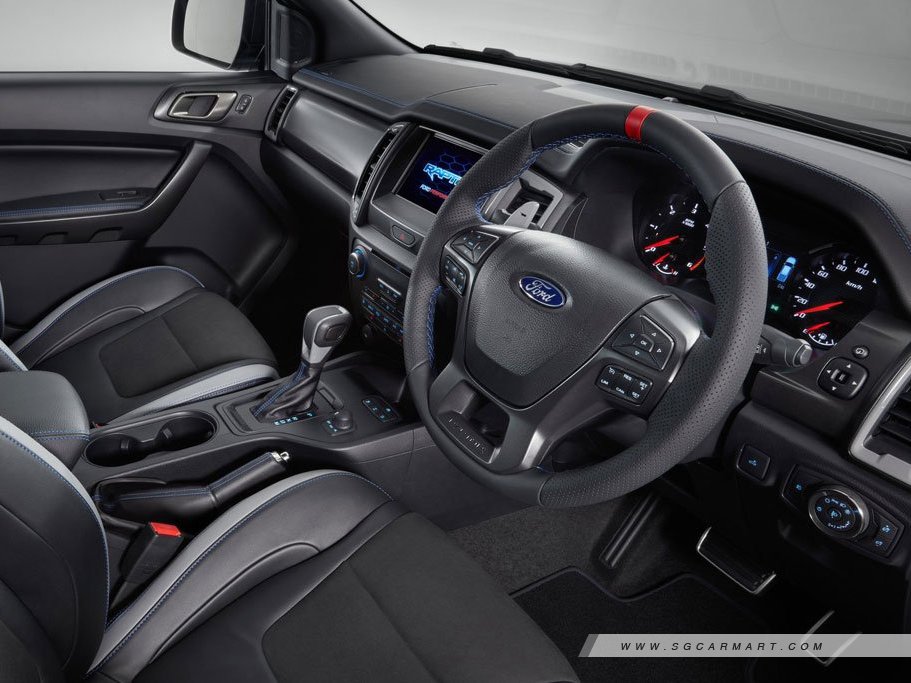 https://i.i-sgcm.com/new_cars/cars/12777/12777_g15