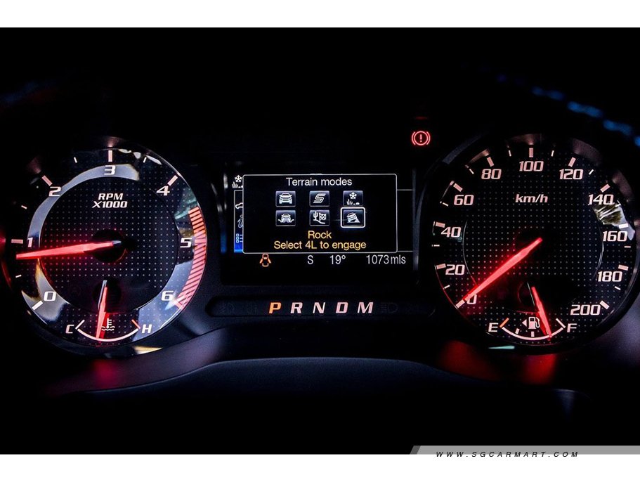 https://i.i-sgcm.com/new_cars/cars/12777/12777_g20
