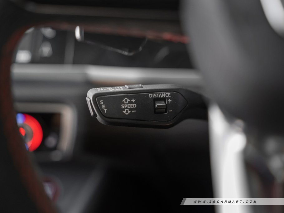 https://i.i-sgcm.com/new_cars/cars/12780/12780_g52