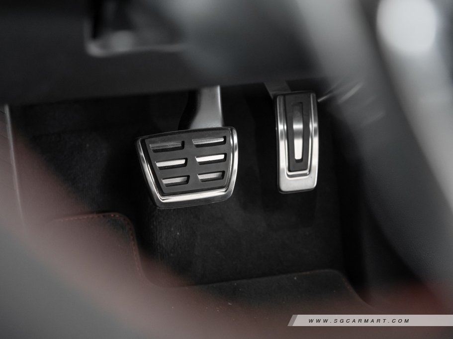 https://i.i-sgcm.com/new_cars/cars/12780/12780_g72