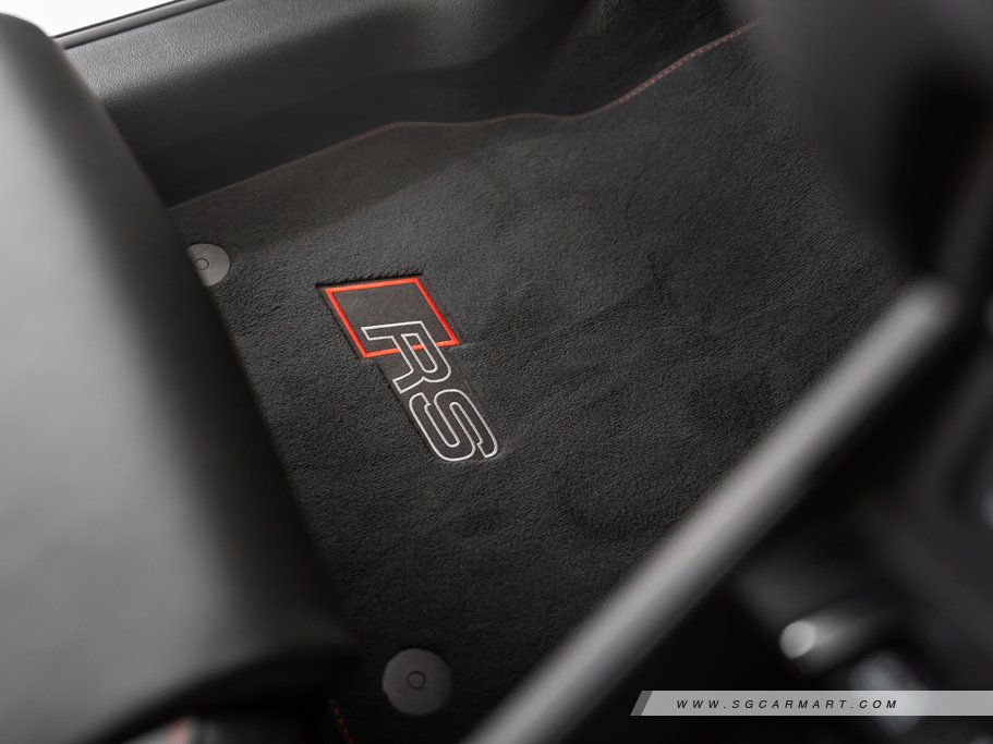 https://i.i-sgcm.com/new_cars/cars/12780/12780_g73