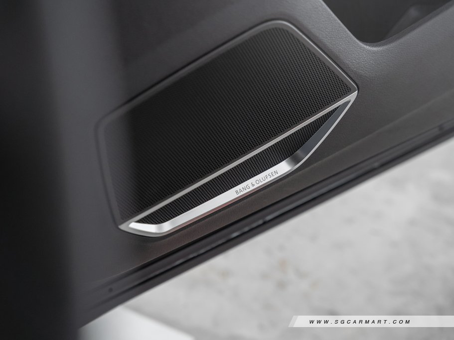 https://i.i-sgcm.com/new_cars/cars/12780/12780_g75
