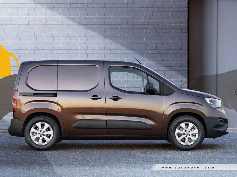https://i.i-sgcm.com/new_cars/cars/12781/12781_g4