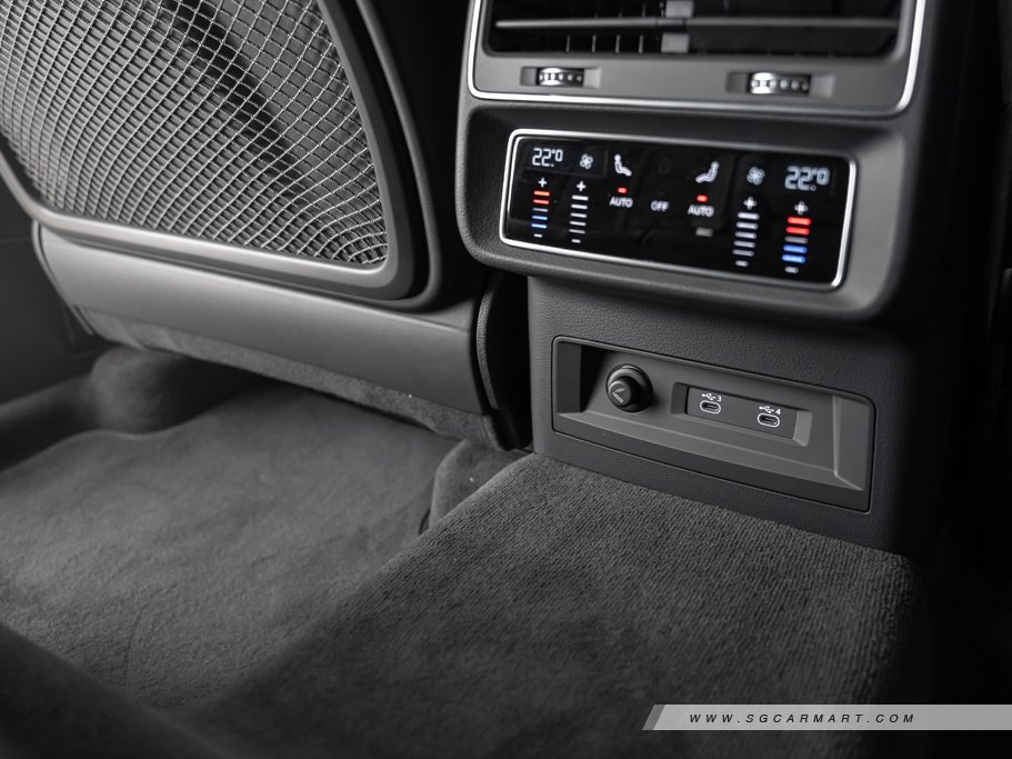 https://i.i-sgcm.com/new_cars/cars/12782/12782_g84