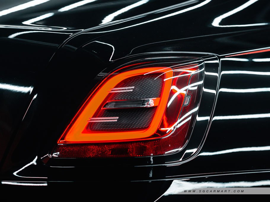 https://i.i-sgcm.com/new_cars/cars/12784/12784_g102