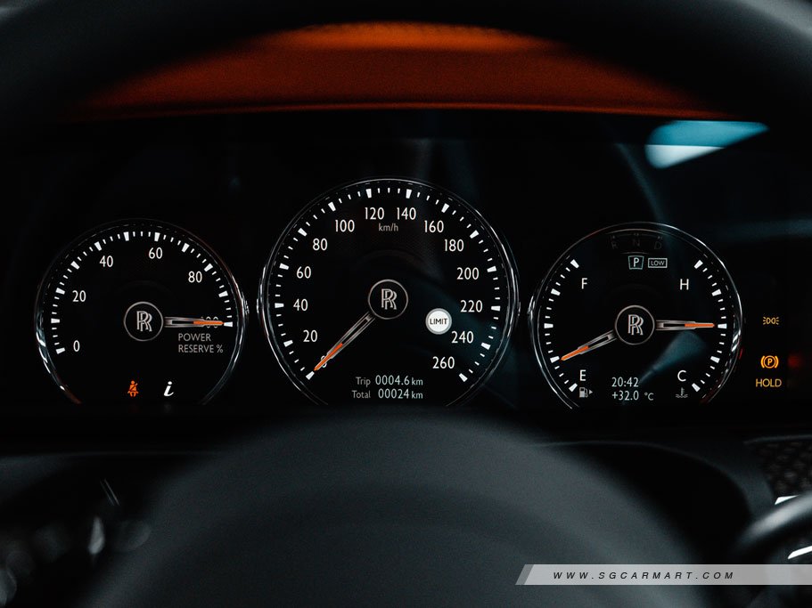 https://i.i-sgcm.com/new_cars/cars/12784/12784_g105