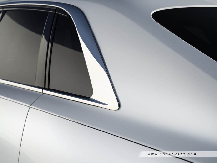 https://i.i-sgcm.com/new_cars/cars/12784/12784_g10